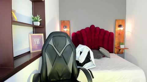 Tatiana  online show from 12/07/24, 10:01