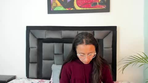 Snapshot of tatiana_valencia chatting on 12/07/24, 02:46 Tati online show from 12/07/24, 02:46