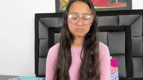 Snapshot of tatiana_valencia chatting on 12/28/24, 03:04 Tati online show from 12/28/24, 03:04