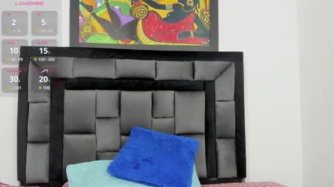 Snapshot of tatiana_valencia chatting on 01/03/25, 11:55 Tati online show from 01/03/25, 11:55