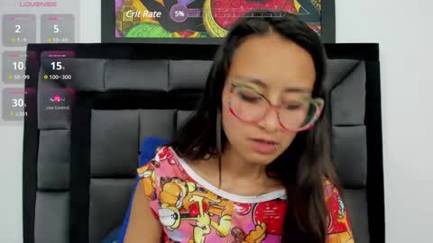 Snapshot of tatiana_valencia chatting on 01/07/25, 06:24 Tati online show from 01/07/25, 06:24