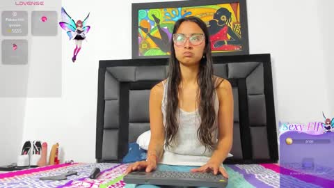 Snapshot of tatiana_valencia chatting on 01/09/25, 02:29 Tati online show from 01/09/25, 02:29