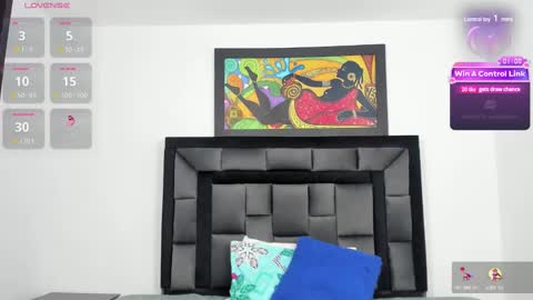 Snapshot of tatiana_valencia chatting on 01/17/25, 03:00 Tati online show from 01/17/25, 03:00