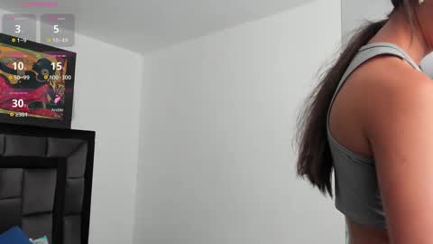 Snapshot of tatiana_valencia chatting on 01/25/25, 12:58 Tati online show from 01/25/25, 12:58