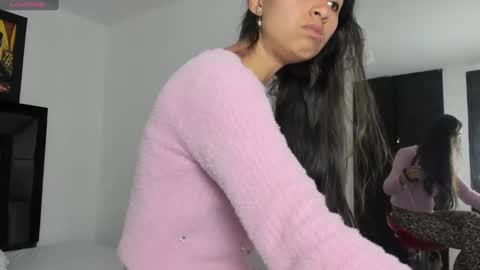 Snapshot of tatiana_valencia chatting on 01/31/25, 12:18 Tati online show from 01/31/25, 12:18