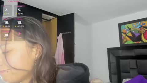 Snapshot of tatiana_valencia chatting on 02/11/25, 12:05 Tati online show from 02/11/25, 12:05