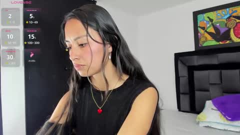 Snapshot of tatiana_valencia chatting on 02/13/25, 05:22 Tati online show from 02/13/25, 05:22