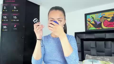 Snapshot of tatiana_valencia chatting on 02/26/25, 03:41 Tati online show from 02/26/25, 03:41