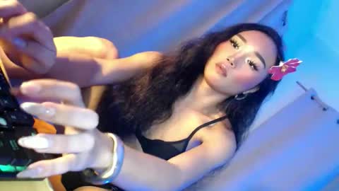 Snapshot of tatiana_wilton chatting on 05/26/26, 01:18 ANDREA online show from 05/26/26, 01:18