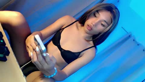 Snapshot of tatiana_wilton chatting on 06/22/26, 03:53 ANDREA online show from 06/22/26, 03:53