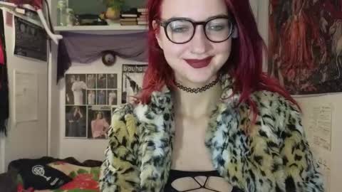 Snapshot of tatianaromanova chatting on 11/09/25, 06:39 Tatiana online show from 11/09/25, 06:39