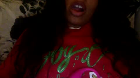 Snapshot of tatiannatease chatting on 01/03/25, 12:08 Tatianna Marie online show from 01/03/25, 12:08