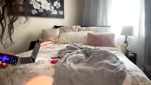 Snapshot of tatiannatease chatting on 01/28/25, 10:12 Tatianna Marie online show from 01/28/25, 10:12