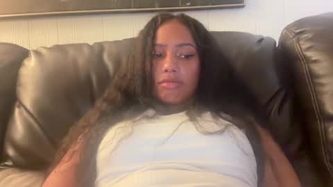 Snapshot of tatiannatease chatting on 10/07/25, 10:07 Tatianna Marie online show from 10/07/25, 10:07