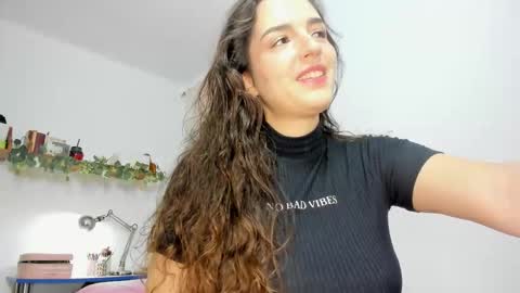 Snapshot of tatiannaz chatting on 10/29/25, 10:39 Tatianna online show from 10/29/25, 10:39