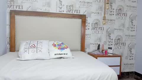 Snapshot of tatigold2 chatting on 01/07/25, 10:41 T A T I online show from 01/07/25, 10:41