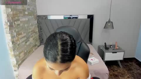 Snapshot of tatigold2 chatting on 01/10/26, 12:18 T A T I online show from 01/10/26, 12:18