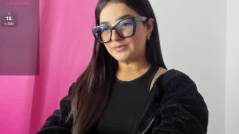 Snapshot of tatissdeliciuss chatting on 05/29/26, 02:53 Tatiss online show from 05/29/26, 02:53