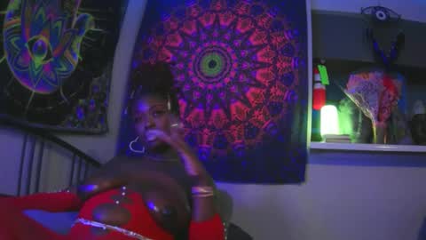 Snapshot of tatithegoddess chatting on 02/14/25, 07:07 Tati the Ebony goddess online show from 02/14/25, 07:07