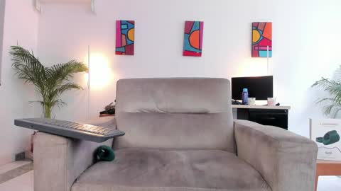 Snapshot of tatokat chatting on 12/27/24, 02:22 Twitter TatoKatx online show from 12/27/24, 02:22