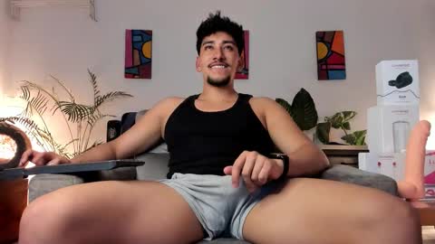 Snapshot of tatokat chatting on 11/24/25, 02:11 Twitter TatoKatx online show from 11/24/25, 02:11