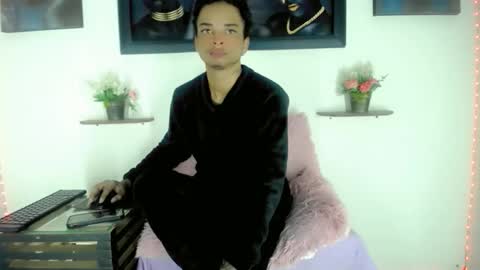 Noah online show from 02/23/26, 01:08