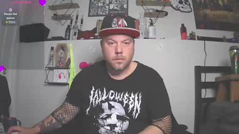 Snapshot of tattdxxx chatting on 09/18/25, 10:17 just jay1988 online show from 09/18/25, 10:17