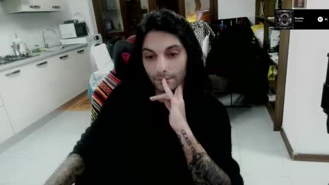 Snapshot of tattedfit chatting on 12/02/25, 04:35 tattedfit online show from 12/02/25, 04:35