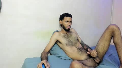Snapshot of tatto_destroyer chatting on 03/31/26, 02:57 Fernando online show from 03/31/26, 02:57
