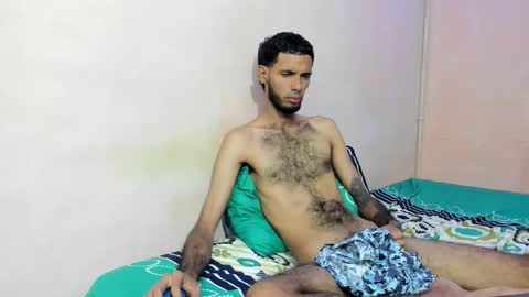 Snapshot of tatto_destroyer chatting on 04/14/26, 04:40 Fernando online show from 04/14/26, 04:40