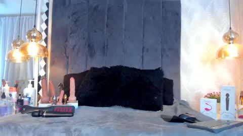 Tatto Fox online show from 11/02/25, 11:56