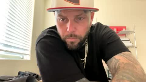 Snapshot of tattoo23inky chatting on 04/13/26, 05:40 inky online show from 04/13/26, 05:40