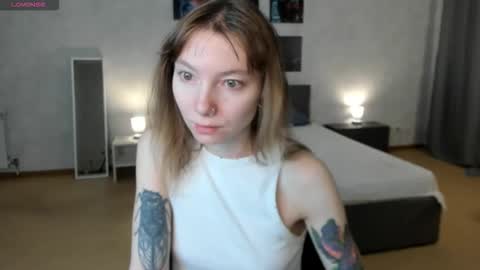 tattoo_artbaby online show from 11/18/25, 01:33