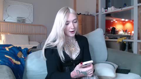 tattoobbgirl online show from 02/08/25, 05:50