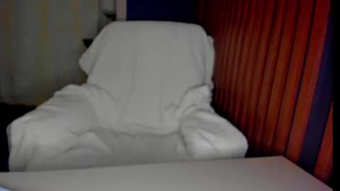 Antonia online show from 03/05/25, 08:42