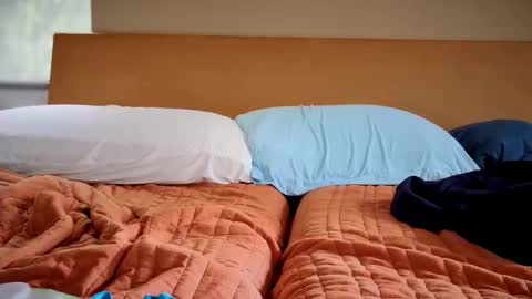 tattooed love boy online show from 09/30/25, 04:56