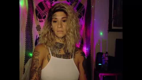 Snapshot of tattooed_natalia chatting on 07/21/26, 09:55 Natalia 3 online show from 07/21/26, 09:55