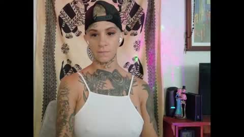 Snapshot of tattooed_natalia chatting on 07/28/26, 01:32 Natalia 3 online show from 07/28/26, 01:32