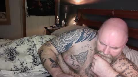 Tattooeddilf 01 online show from 12/06/24, 02:13