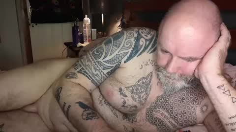 Tattooeddilf 01 online show from 12/26/24, 04:53
