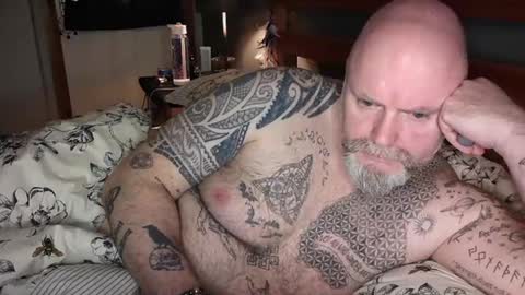 Tattooeddilf 01 online show from 01/09/25, 01:08