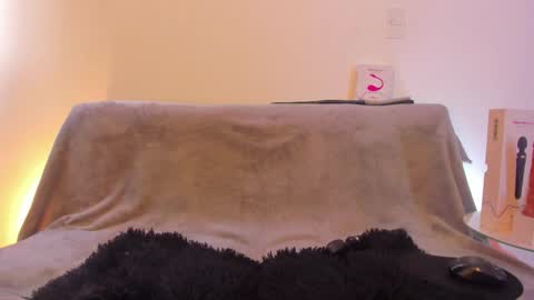 Tatoo foxx online show from 02/25/26, 01:10