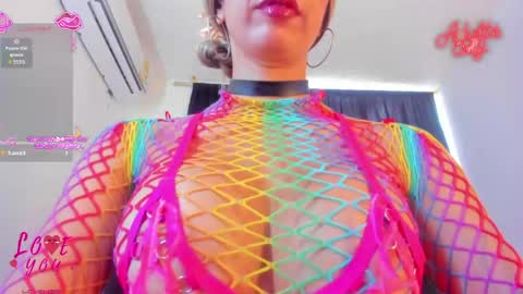 Snapshot of tattoofox_ chatting on 05/20/26, 01:50 Tatoo foxx online show from 05/20/26, 01:50