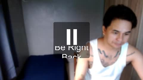 Snapshot of tattooguy1209 chatting on 11/13/25, 05:17 zareen online show from 11/13/25, 05:17