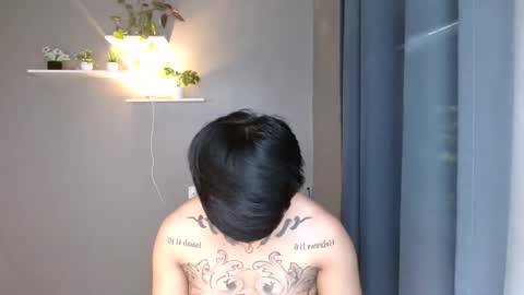 Snapshot of tattooguy1209 chatting on 11/19/25, 03:06 zareen online show from 11/19/25, 03:06