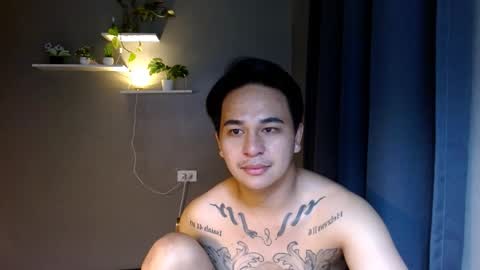 Snapshot of tattooguy1209 chatting on 11/22/25, 12:15 zareen online show from 11/22/25, 12:15