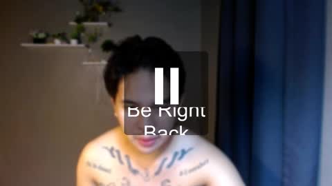 Snapshot of tattooguy1209 chatting on 11/23/25, 04:40 zareen online show from 11/23/25, 04:40