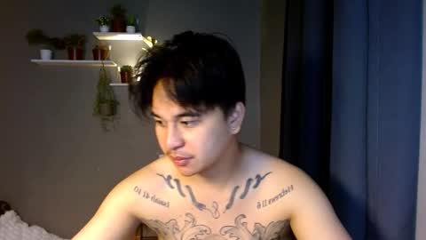 Snapshot of tattooguy1209 chatting on 11/30/25, 07:07 zareen online show from 11/30/25, 07:07