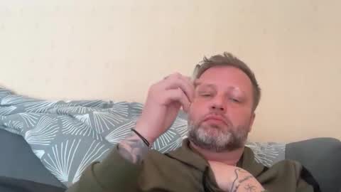 Snapshot of tattoomanforgirls chatting on 02/15/26, 12:14 tattoomanforgirls online show from 02/15/26, 12:14
