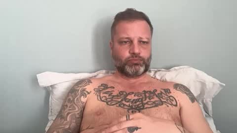 Snapshot of tattoomanforgirls chatting on 02/25/26, 12:26 tattoomanforgirls online show from 02/25/26, 12:26